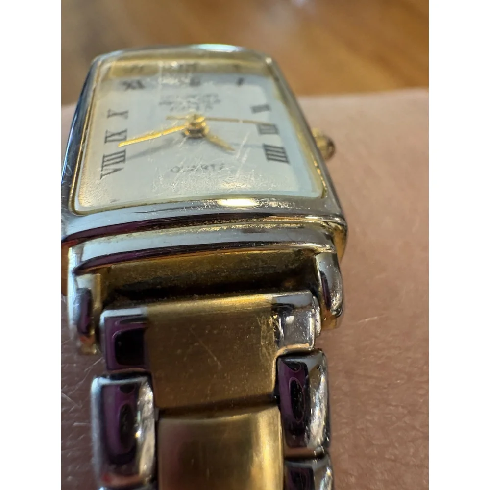 Vintage Giorgio Beverly Hills Two-Tone Quartz Watch – Gold & Silver